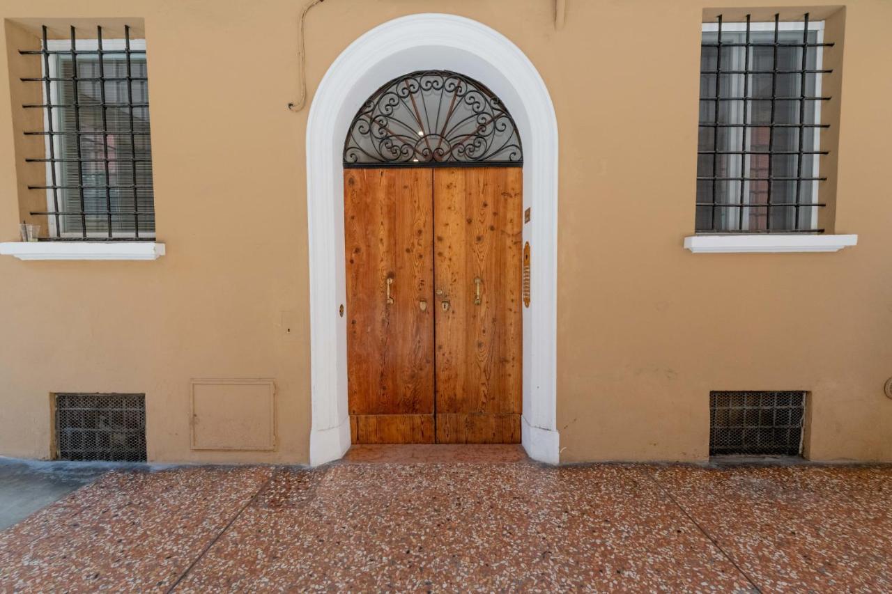 Realkasa La Finestrella Sui Portici Apartment Болоня Екстериор снимка